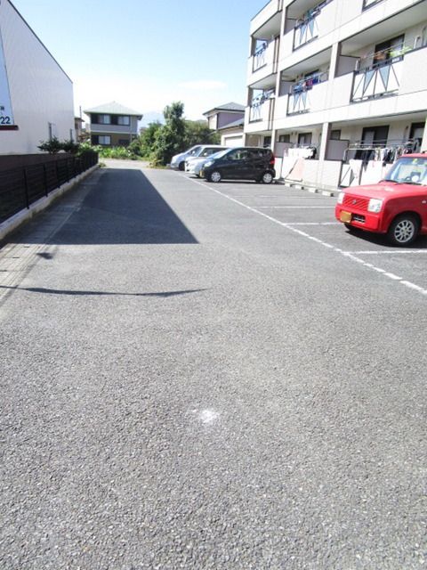 駐車場　★駐車場★