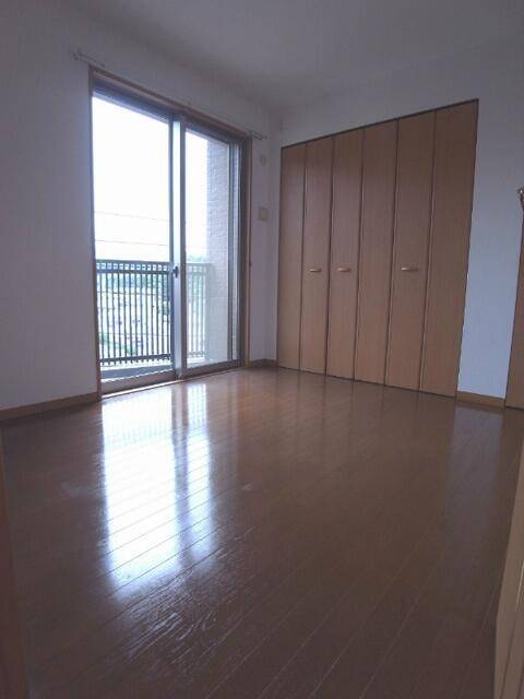 その他　フローリングです！