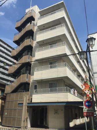 建物外観　オートロックマンション