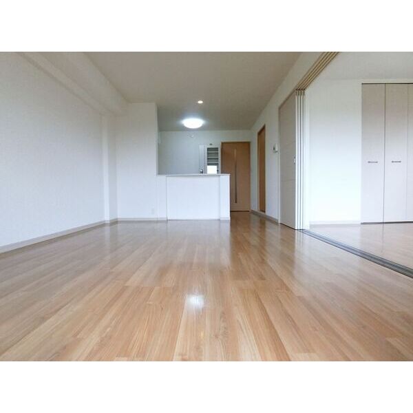 居室・リビング　広いリビング★