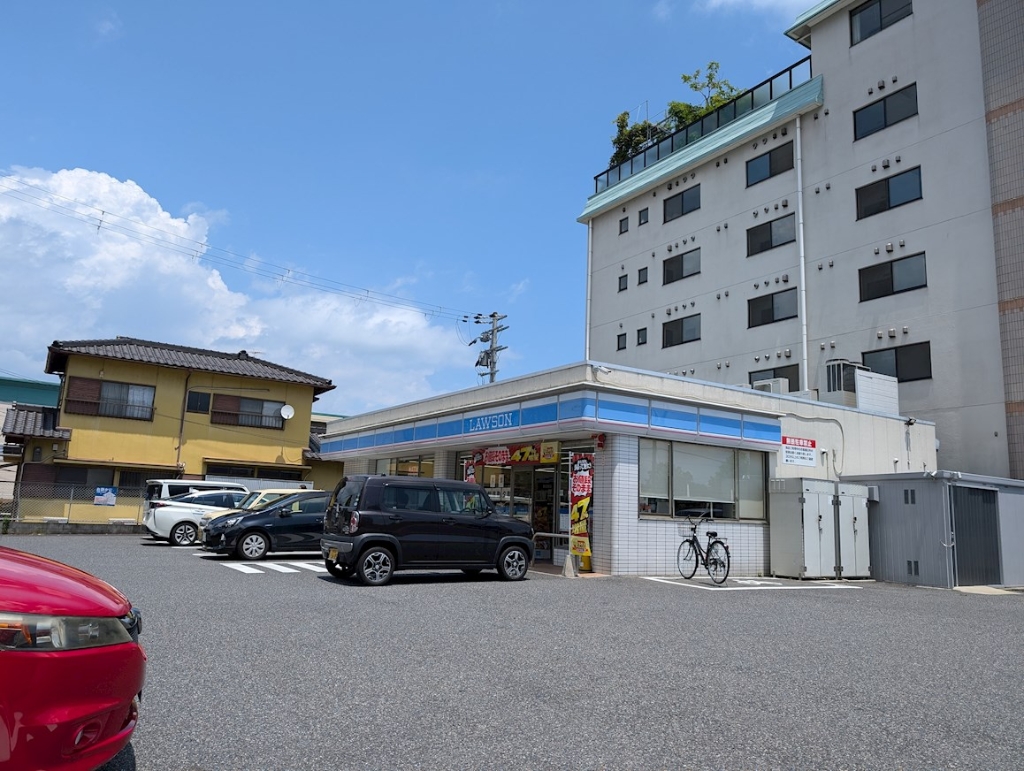 コンビニ　ローソン 大津本堅田四丁目店（コンビニ）まで304m