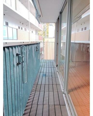 バルコニー　便利で嬉しいバルコニー付きです♪