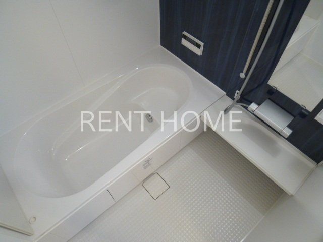 バス・シャワールーム　追い焚き機能付きです