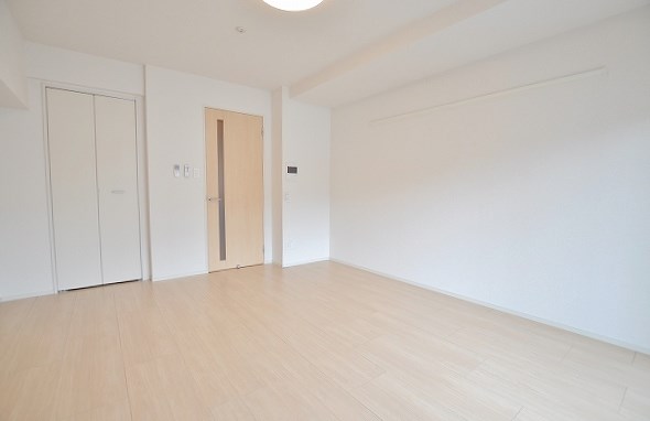 居室・リビング　★洋室9.5帖★