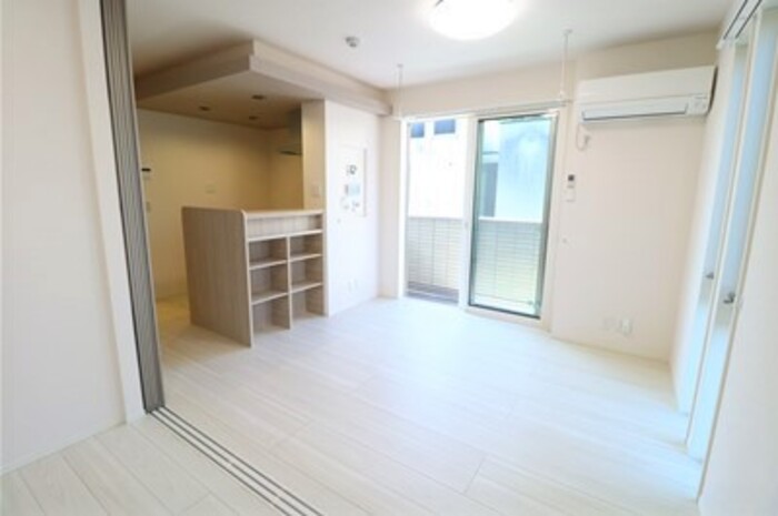 居室・リビング　おしゃれな居間です