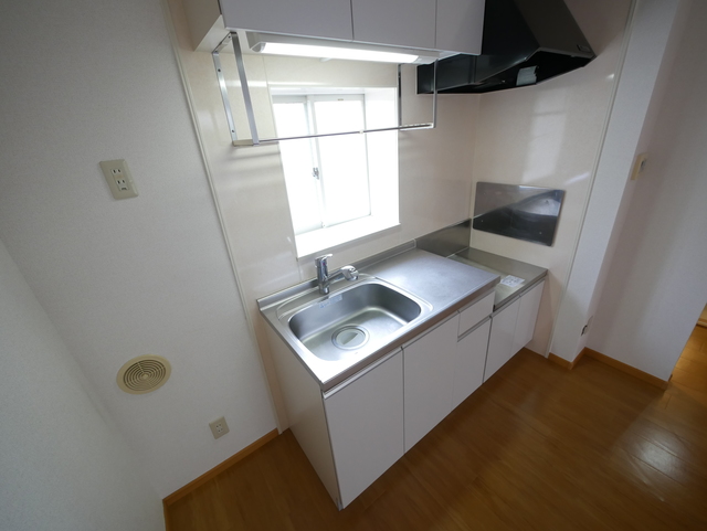 キッチン　★お料理スペースも広めにとられたキッチンです★