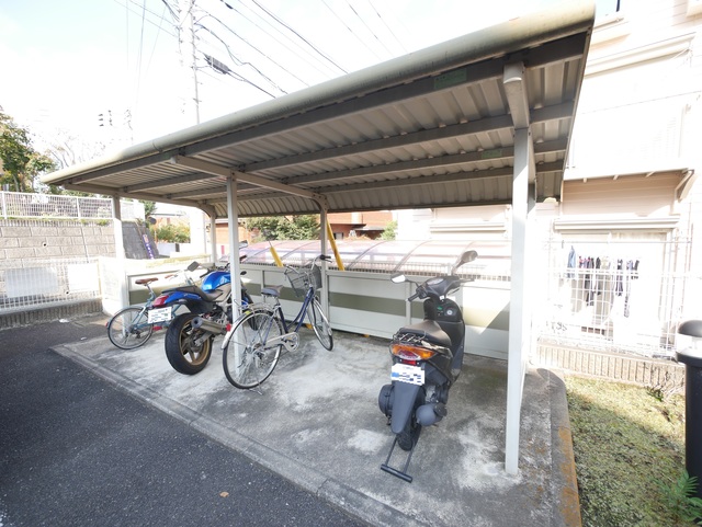 その他共有部分　★屋根付きの自転車置き場がございます★