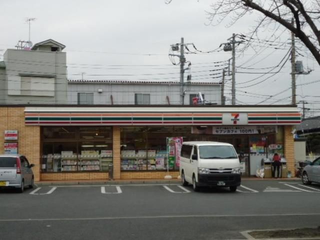 コンビニ　セブンイレブン江戸川鹿骨2丁目店（コンビニ）まで557m