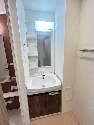 洗面設備　忙しい朝には欠かせない洗面所です