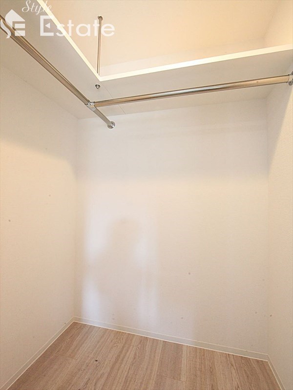 収納　ウォークインクローゼット