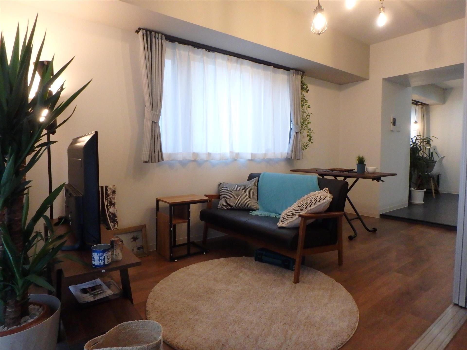 居室・リビング　実際に家具を設置したモデルルームです