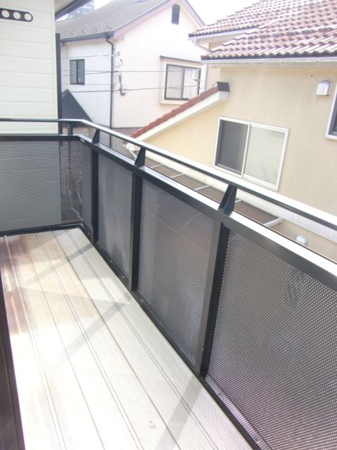 バルコニー　広さのあるベランダ