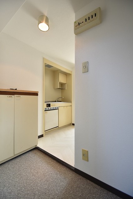 玄関　お問合せはシティホーム海田センター　082-821-2227