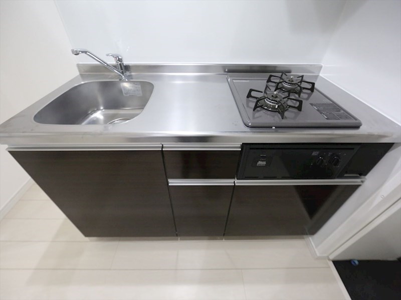 キッチン　システムキッチン（ガス2口コンロ付）