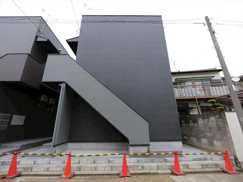 建物外観　外観　デザイナーズ　光インターネット無料