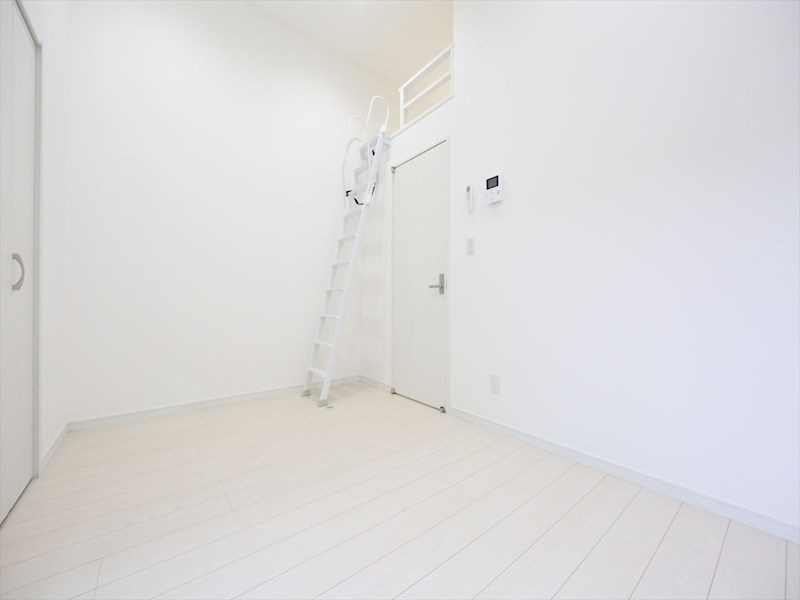 居室・リビング　洋室6.0帖　ロフト4.8帖（収納でも使えます）