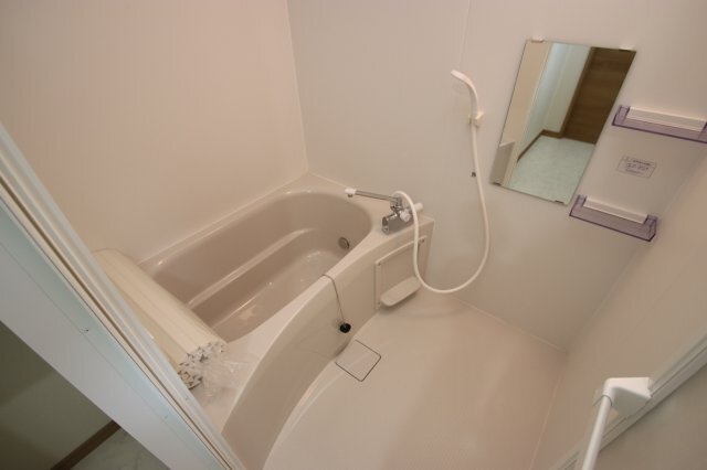 バス・シャワールーム　バス／シャワー