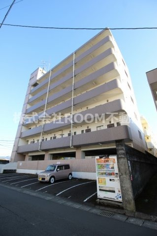 建物外観　外観は落ち着いています