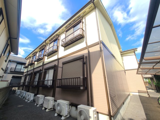 建物外観　★木造２階建てアパート・外観です★