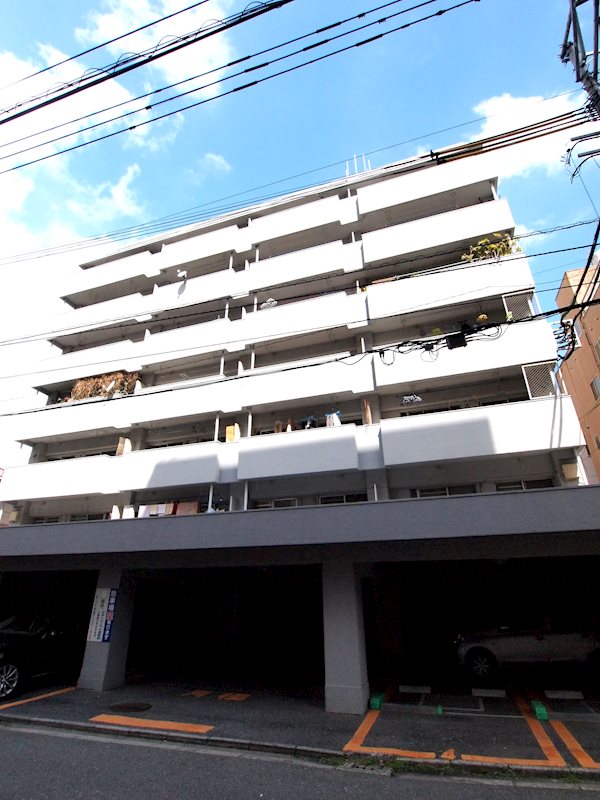 建物外観　小倉駅すぐの好立地。