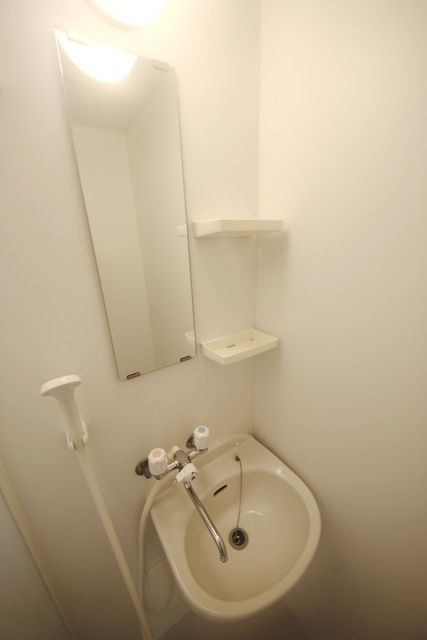 洗面設備　別部屋参考写真