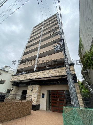 建物外観　外観は落ち着いています