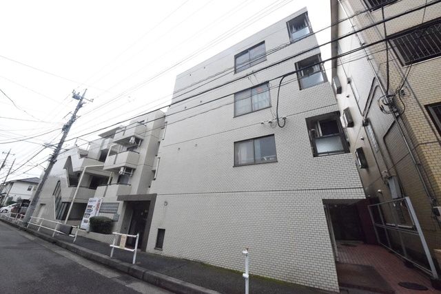 建物外観　☆斜め向かいには公園あり☆