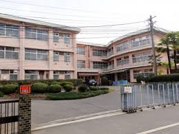 小学校　府中町立府中中央小学校（小学校）まで429m