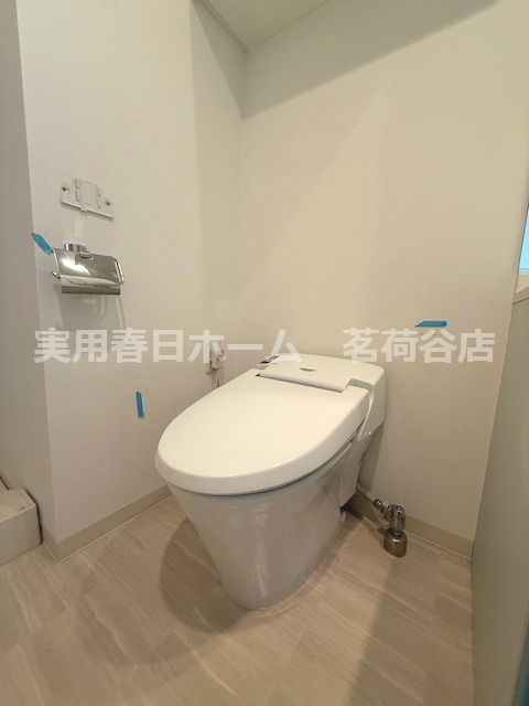 トイレ　※反転タイプ間取り、参考写真