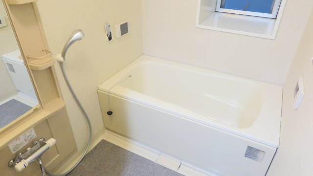 バス・シャワールーム　日々の疲れを癒すお風呂付です