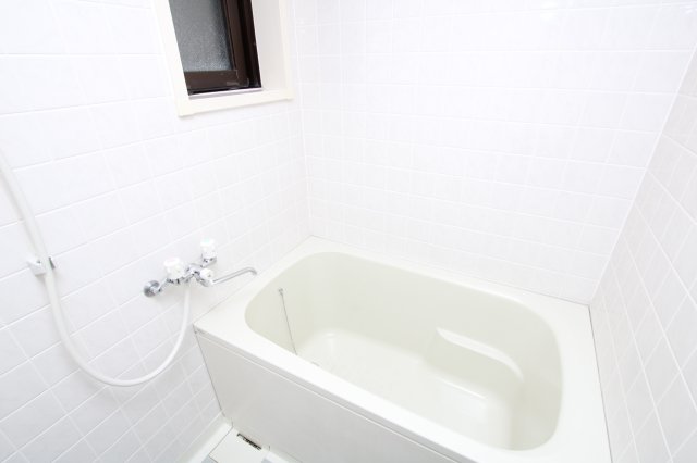 バス・シャワールーム　同物件、他のお部屋の写真です。