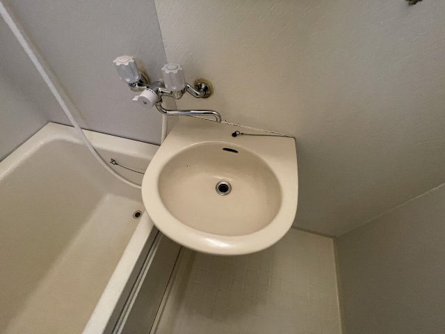 洗面設備　洗面所です