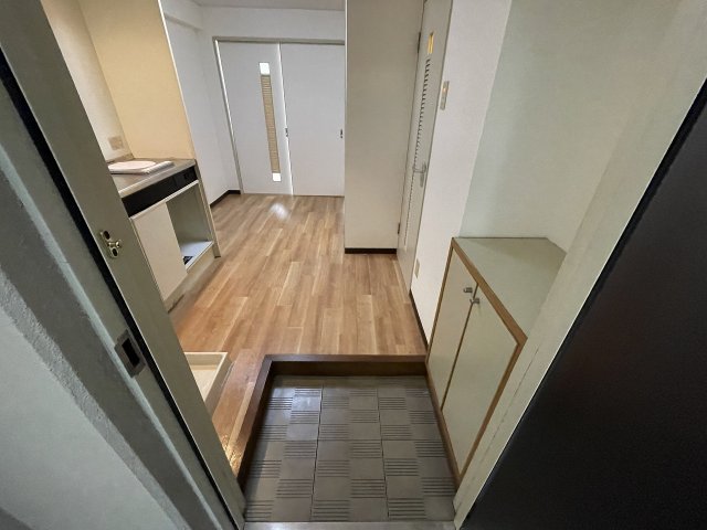 玄関　シンプルで使いやすい玄関です