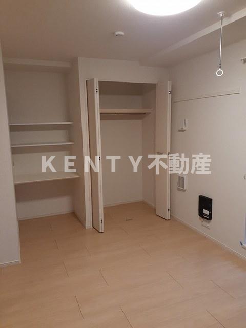 その他部屋・スペース　落ち着いて過ごせるお部屋なので、寝室にいかがでしょうか