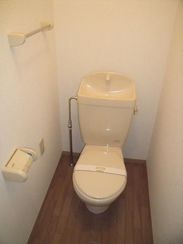 トイレ　嬉しいバストイレ別です