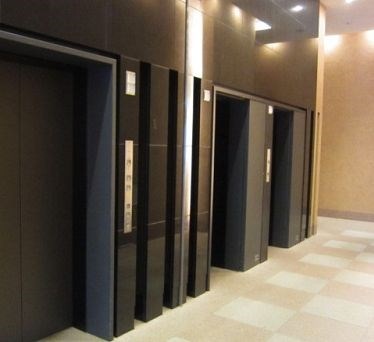 その他　エレベーター３基