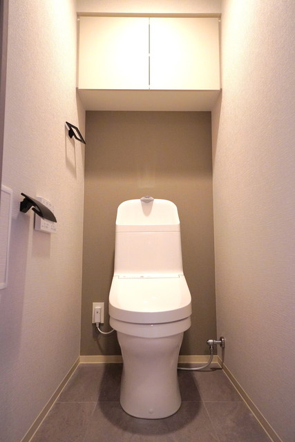 トイレ　※写真は同タイプ住戸です。