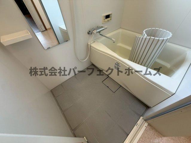 バス・シャワールーム　お風呂です