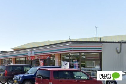 コンビニ　セブンイレブン桐生境野店（コンビニ）まで873m