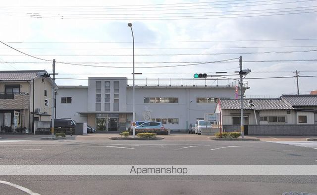 小学校　沖洲小学校（小学校）まで358m