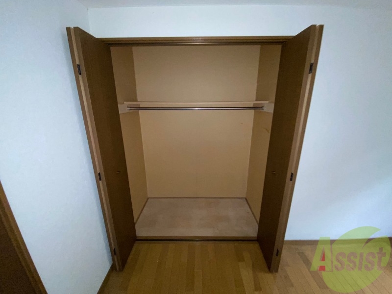 収納　クローゼットがありました。お洋服や荷物はここへ