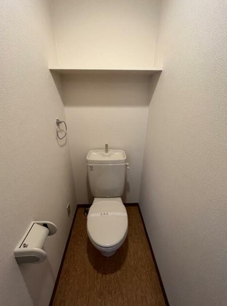 トイレ　別居室の写真となります
