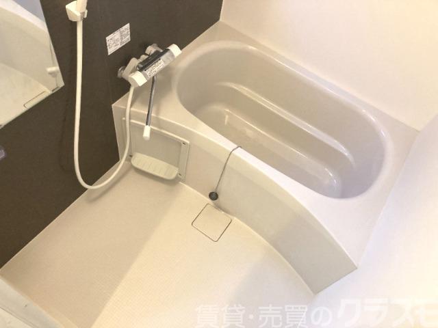 バス・シャワールーム　浴室乾燥機＆追い焚き機能付きバス♪