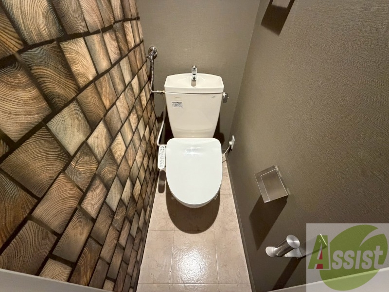 トイレ　こちらはトイレです。清潔感があり、安心して使用できます。