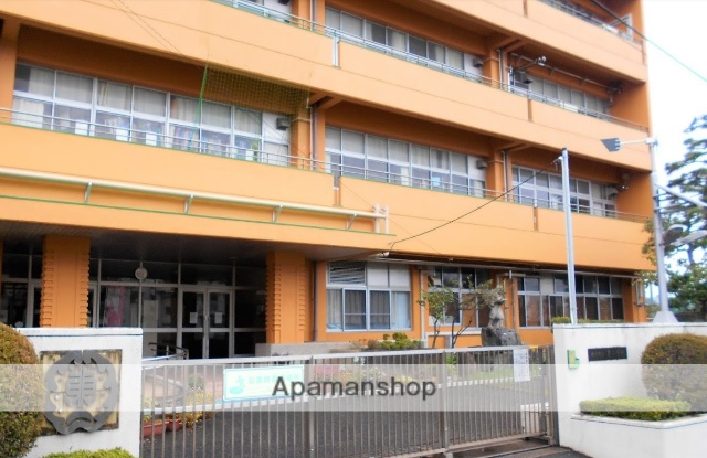 小学校　横浜市立東小学校（小学校）まで417m