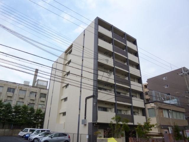 建物外観　安心のオートロック付きです♪