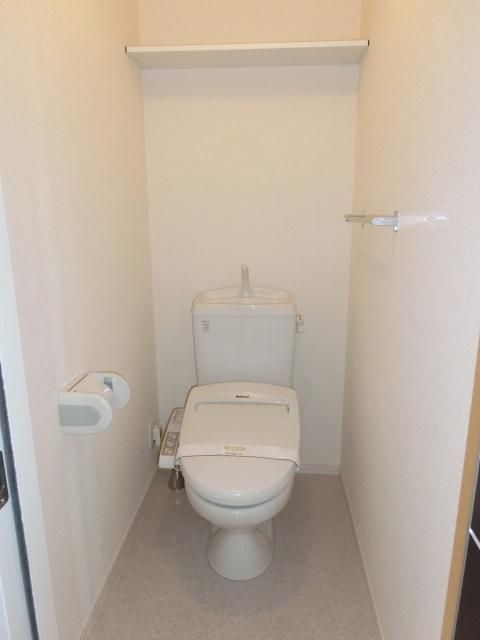 トイレ　ウォシュレットトイレ（同建物内別号室撮影）