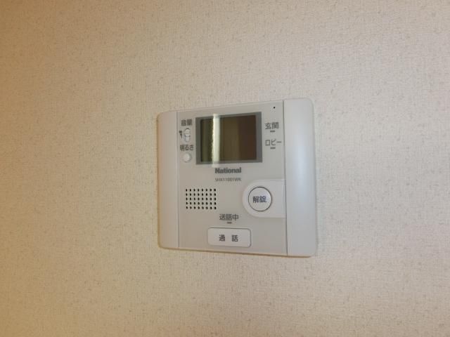 セキュリティ　ＴＶドアホン（同建物内別号室撮影）