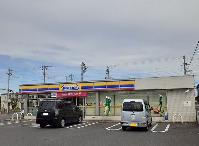 コンビニ　ミニストップ（コンビニ）まで600m