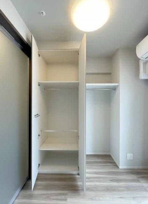 収納　※反転タイプの写真を使用しています。